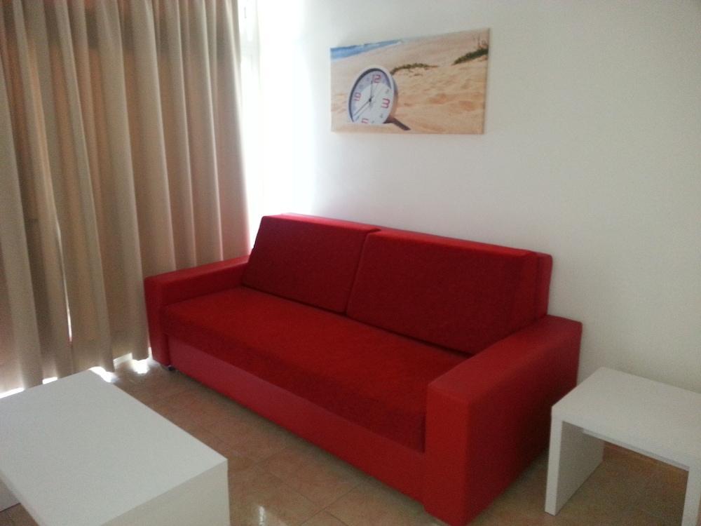 Hotel Eo Rosas